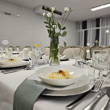 Za Jeziorem * Rogozno (Oborniki)